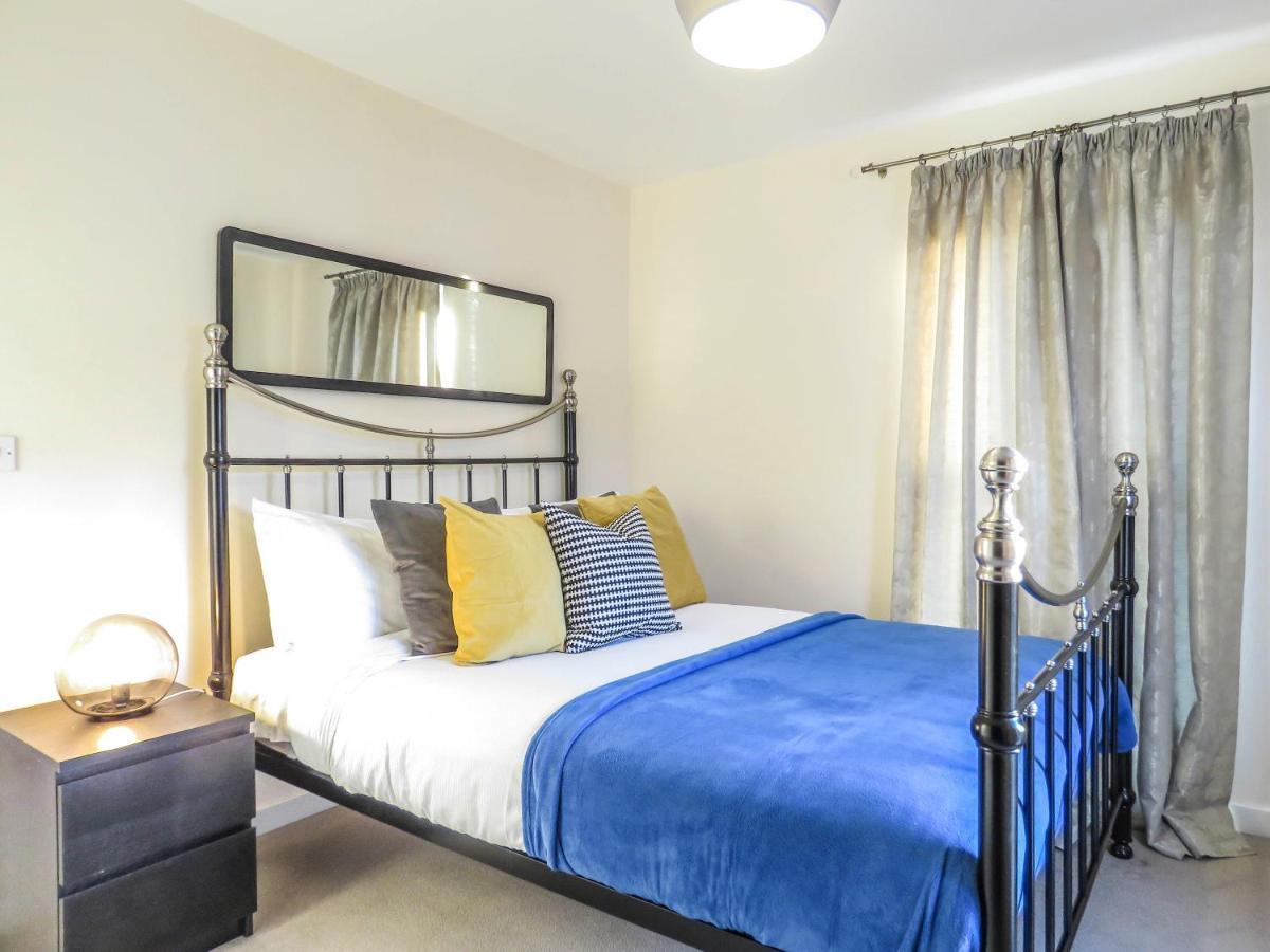 Tudors Esuites 4 Bedroom House Driveway & Garden Birmingham Buitenkant foto
